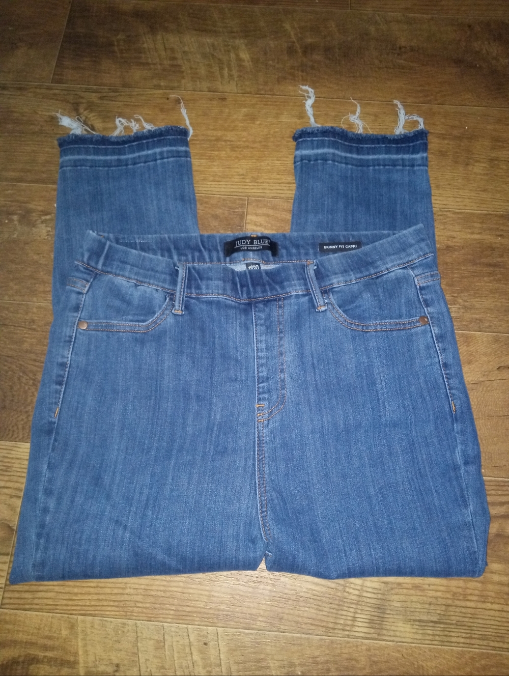 Judy Blue Capri Jeans